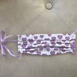 Heart print face mask